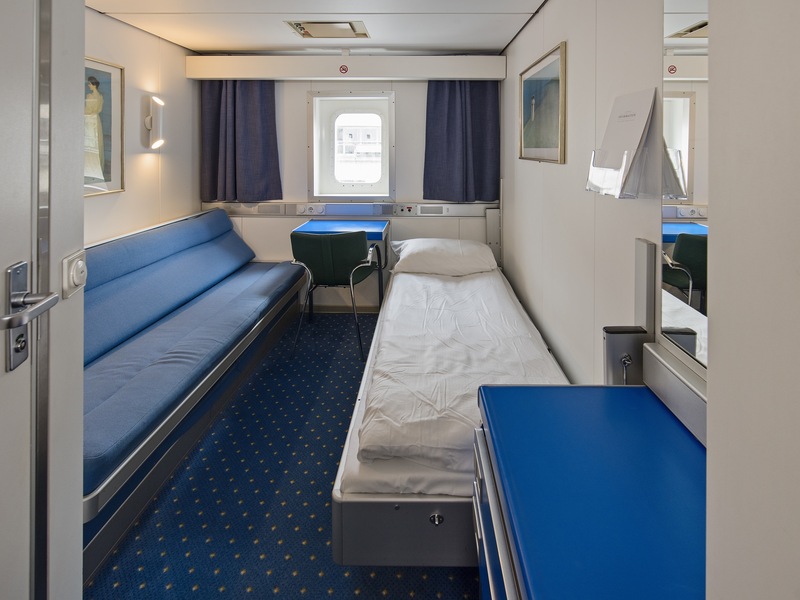 Polar Outside | Upper deck for 3 travellers